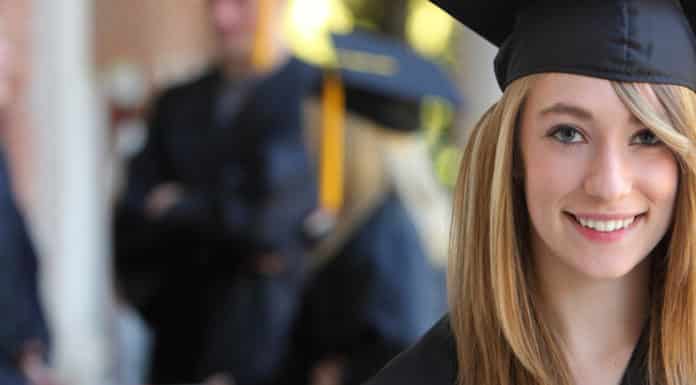 5 Doctoral Scholarships for Outstanding Young Researchers @ Kiel