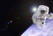 Is it Time To Pack Our Bags and Move to Mars ? Buzz Aldrin Thinks So !