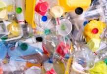 World’s First Debris-Sucking “Seabins” Installed in the UK World’s First Debris-Sucking “Seabins” Installed in the UK