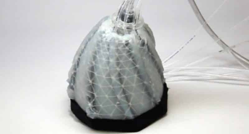 Soft Robot Encases Flabby Heart, Helping it Better Pump Blood