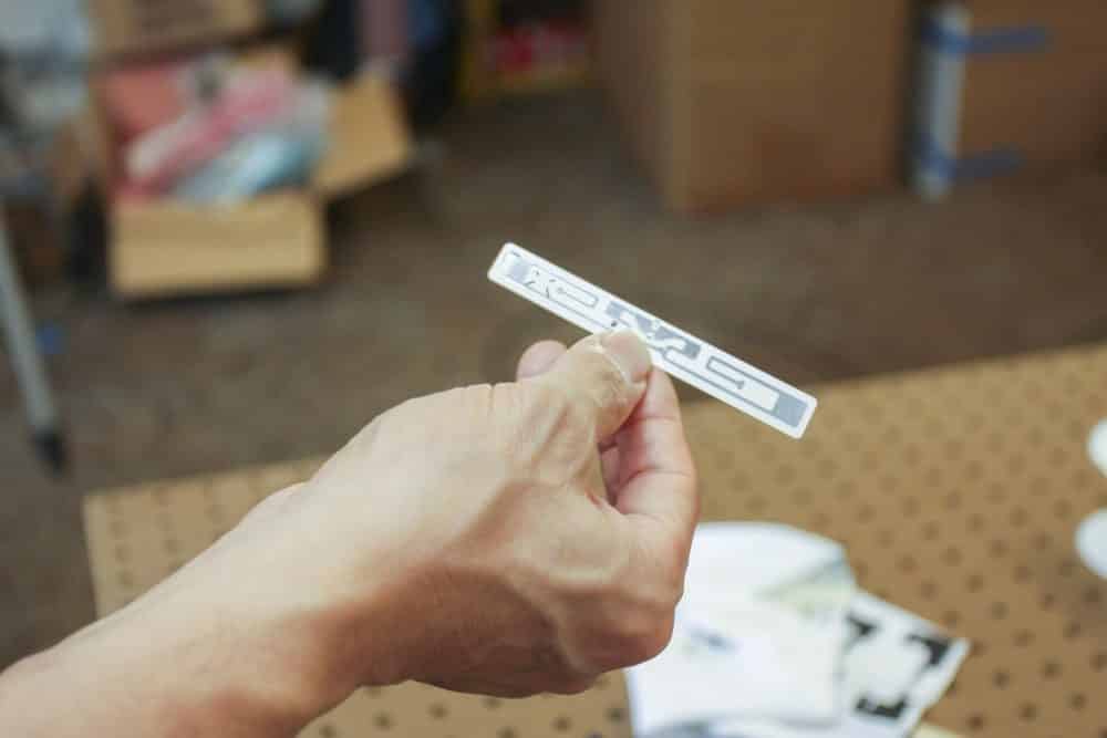 Simple, Cost-Effective Radio Tags to Monitor Vital signs