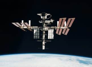 NASA Astronaut Performs First Ever Sample-to-Sequence Entirely Aboard Space Station