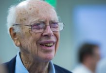 DNA Pioneer – James Watson Loses Title Over Racist Comments DNA Pioneer - James Watson Loses Title Over Racist Comments